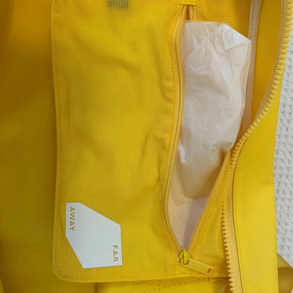 AWAY duffel bag NWOT Yellow - Picture 7 of 11